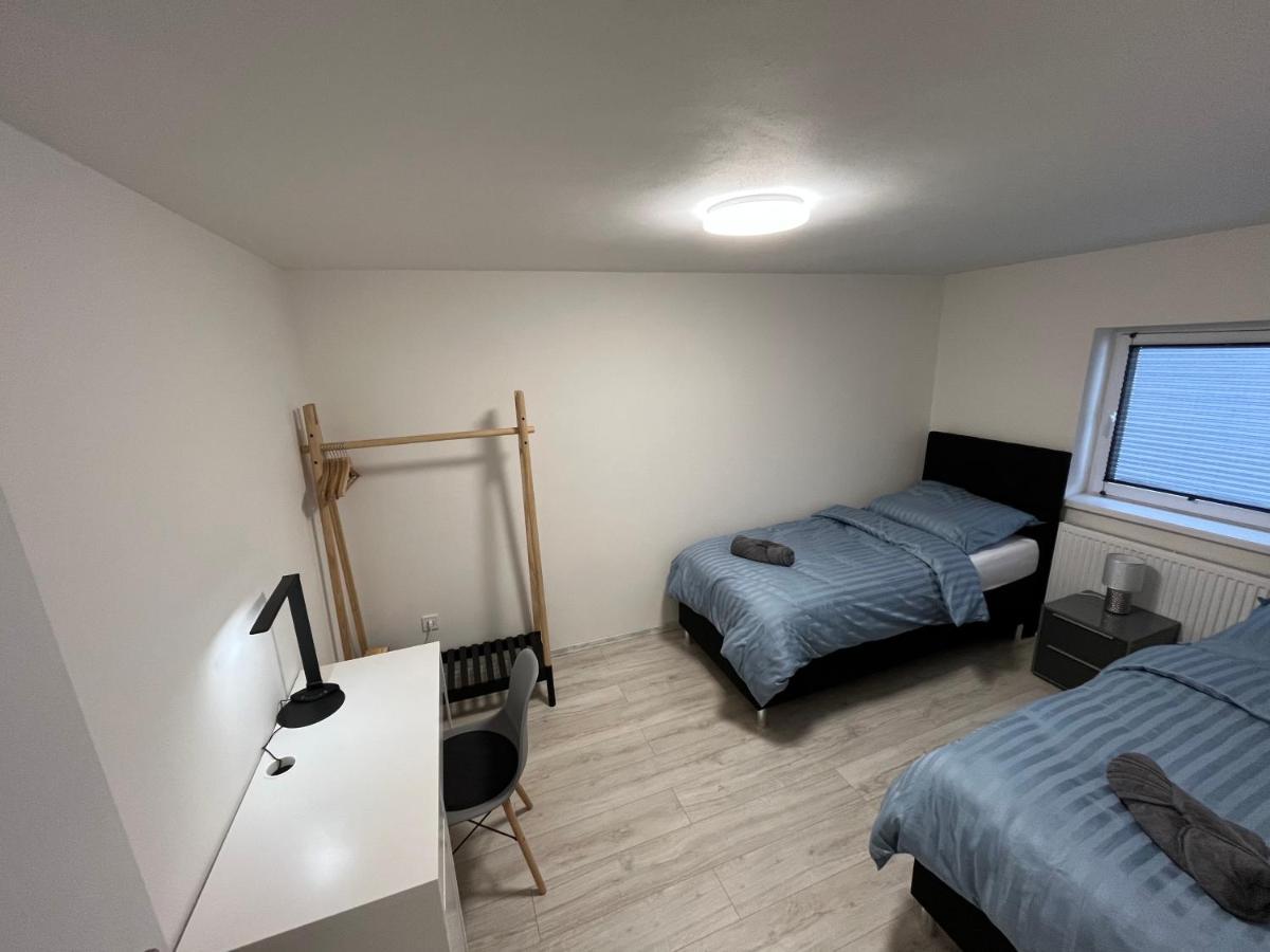 Apartment Golden Prague 78 Vestec  Eksteriør bilde