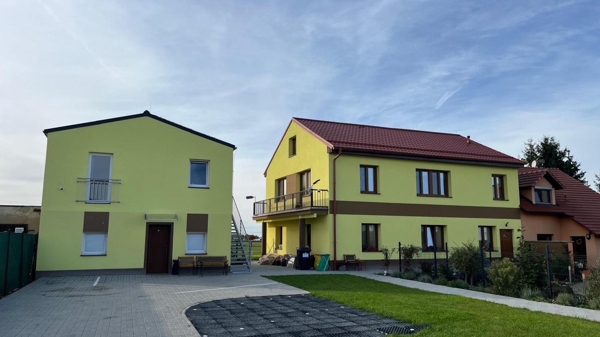 Apartment Golden Prague 78 Vestec  Eksteriør bilde