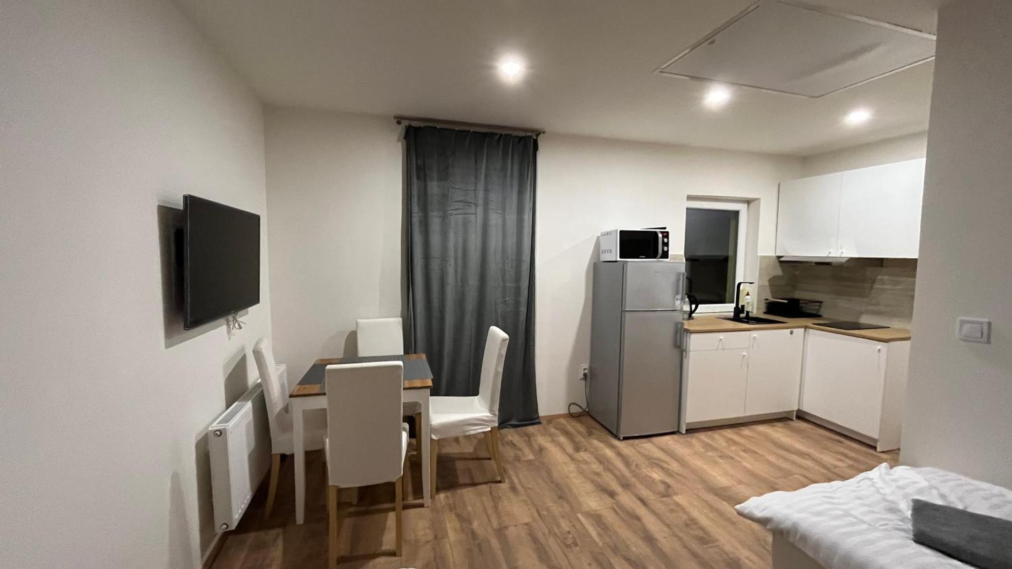 Apartment Golden Prague 78 Vestec  Eksteriør bilde
